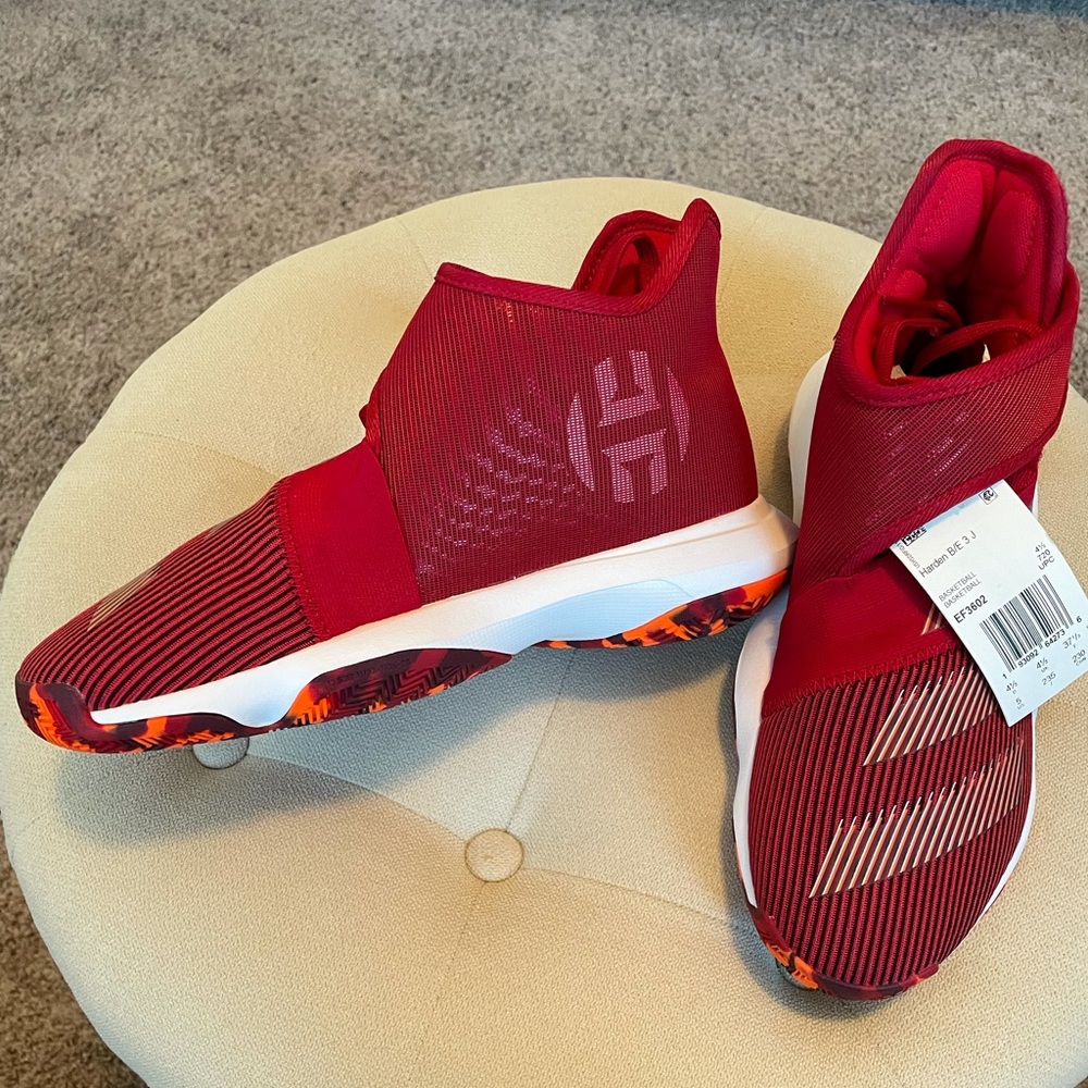 Adidas Harden B/E 3 Youth Basketball Shoe